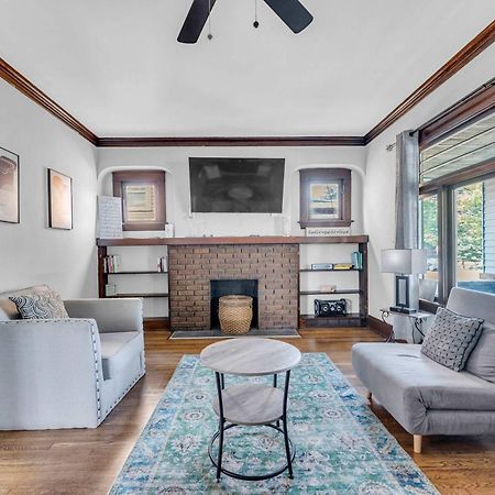 קליבלנד Beautifully Remodeled Duplex Apt In West Blvd מראה חיצוני תמונה