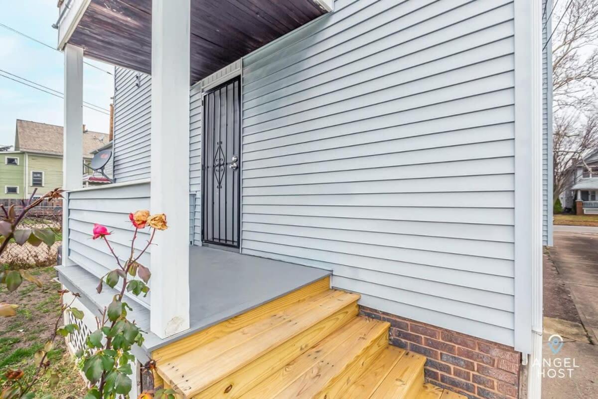 קליבלנד Beautifully Remodeled Duplex Apt In West Blvd מראה חיצוני תמונה