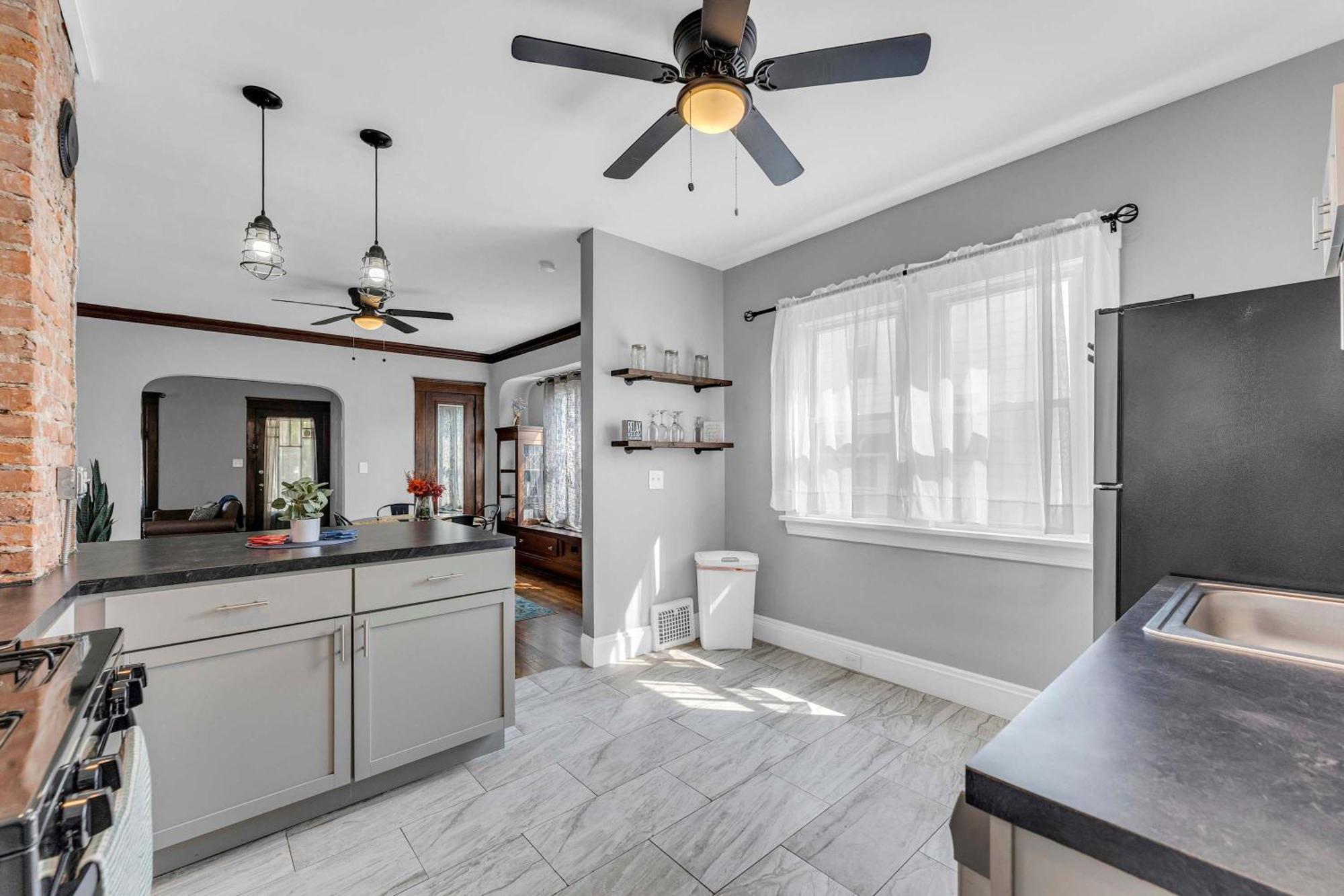 קליבלנד Beautifully Remodeled Duplex Apt In West Blvd מראה חיצוני תמונה