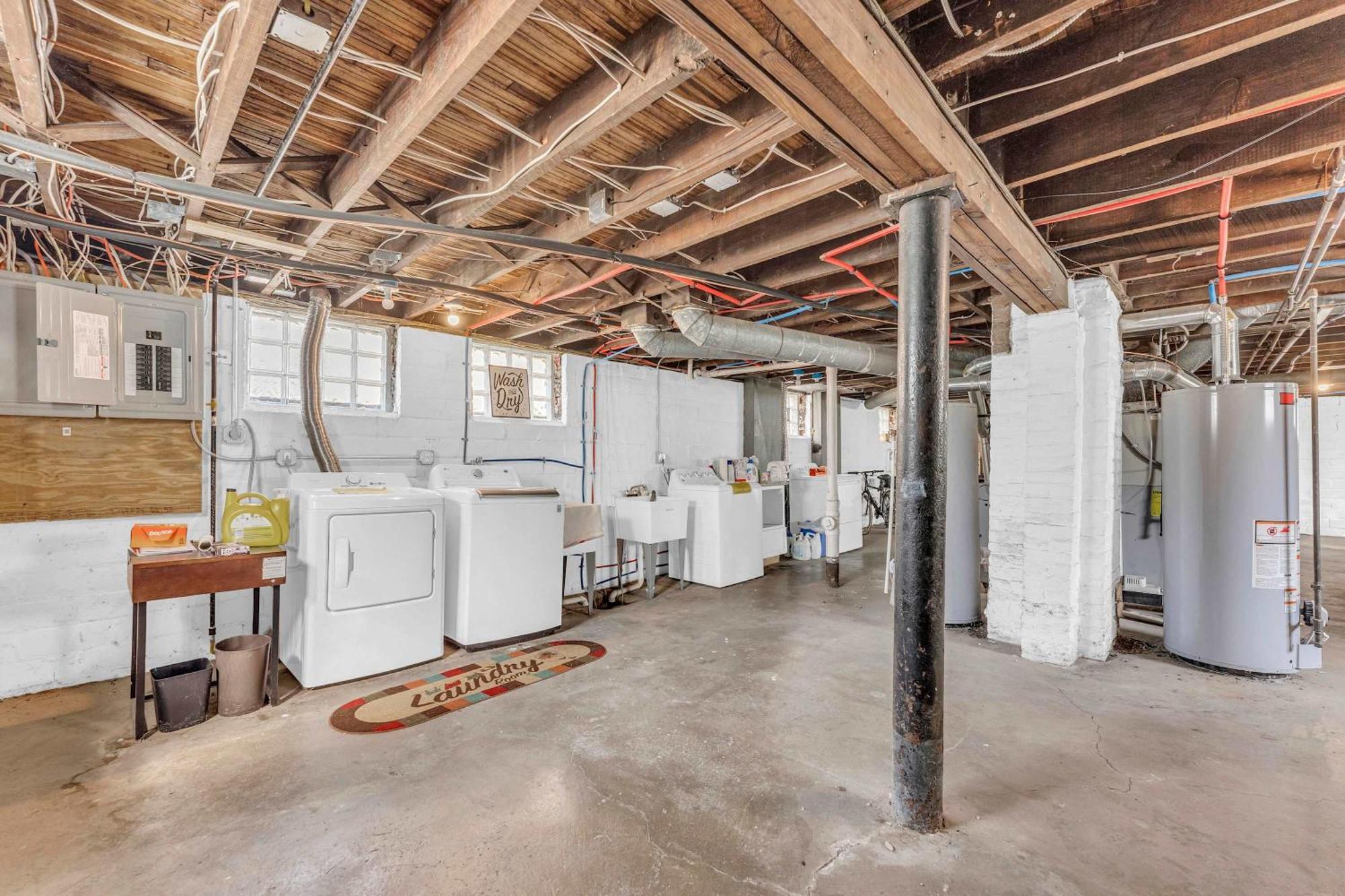 קליבלנד Beautifully Remodeled Duplex Apt In West Blvd מראה חיצוני תמונה
