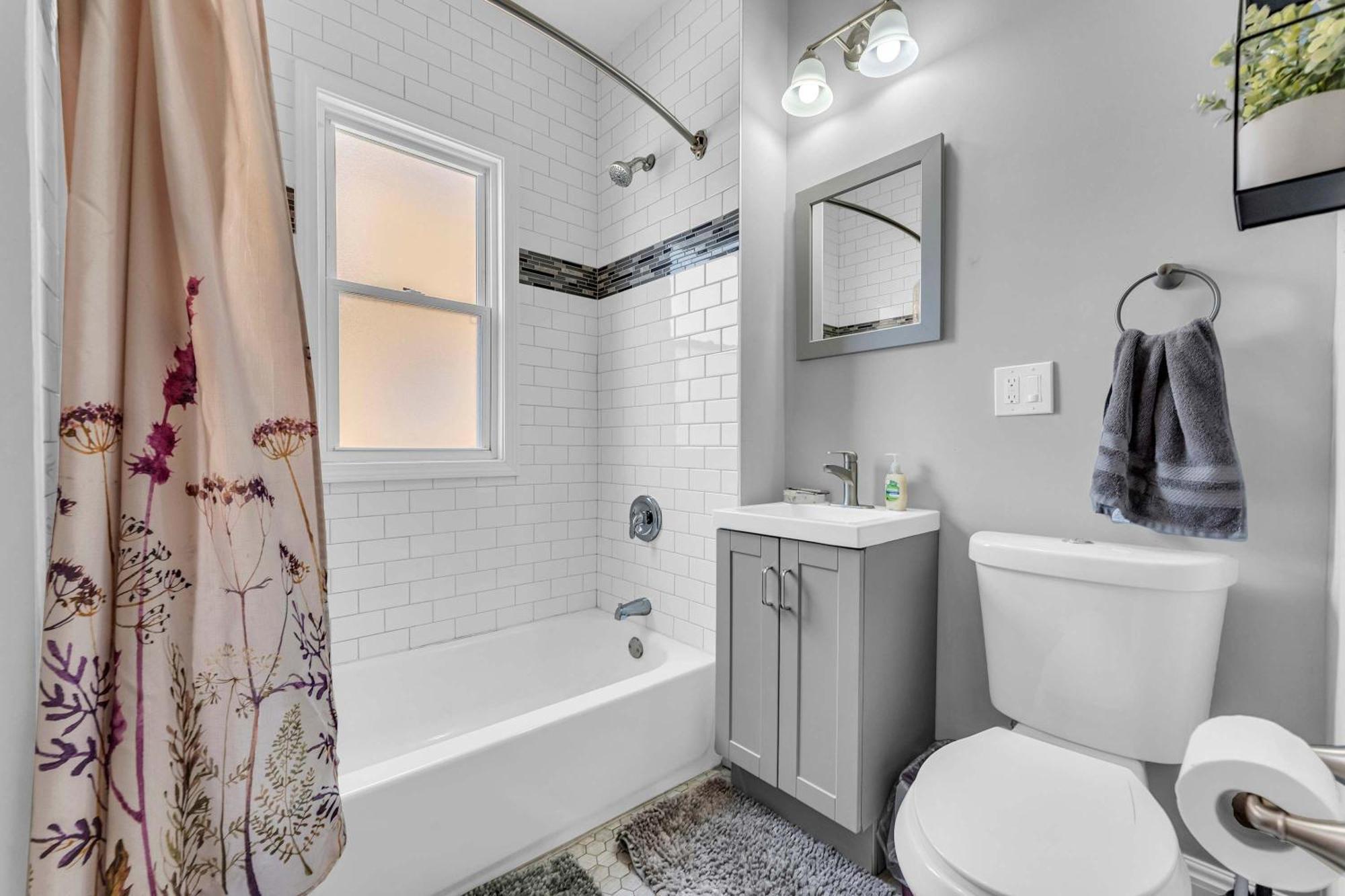 קליבלנד Beautifully Remodeled Duplex Apt In West Blvd מראה חיצוני תמונה