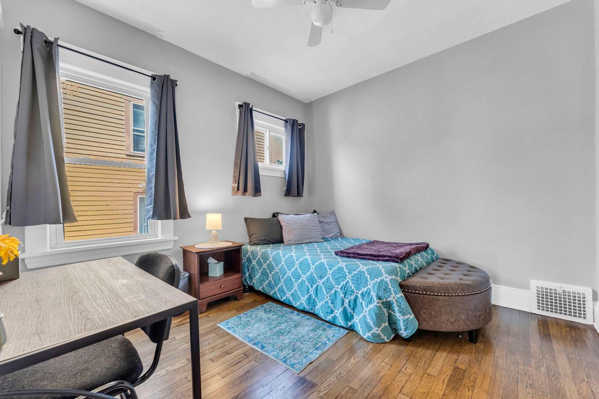 קליבלנד Beautifully Remodeled Duplex Apt In West Blvd מראה חיצוני תמונה